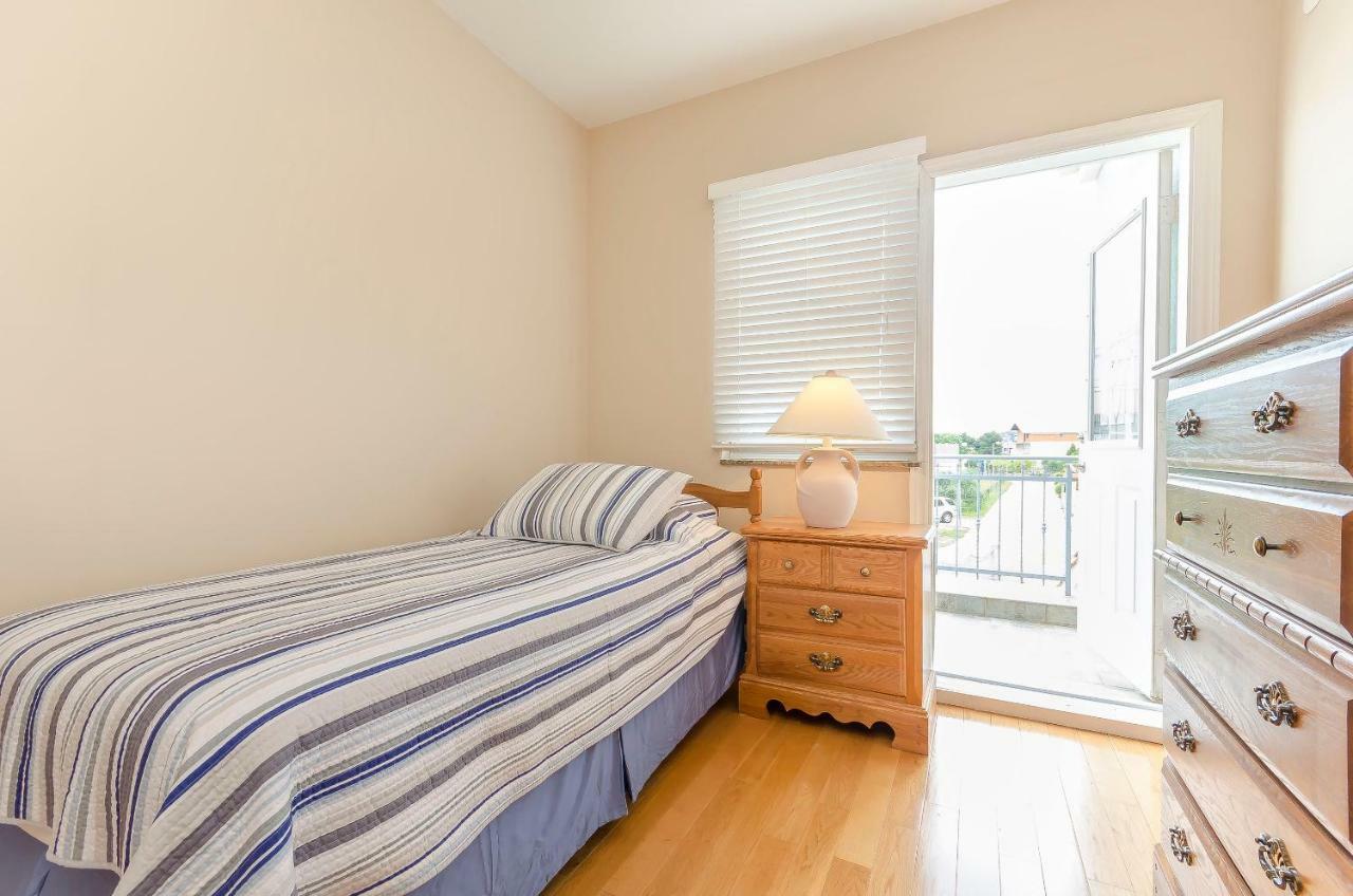 Apartment Canada Dream Vacation 스리마 외부 사진