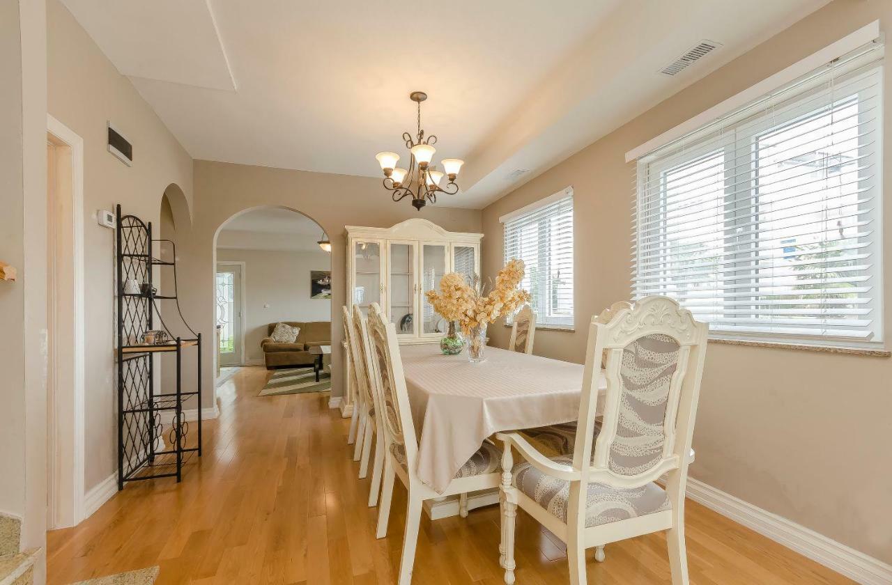 Apartment Canada Dream Vacation 스리마 외부 사진